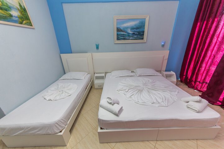 Room 12 of 69
