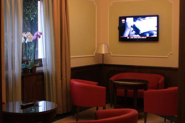 Hotel Interior 4 of 60