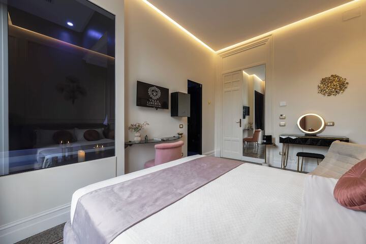 Room 45 of 178