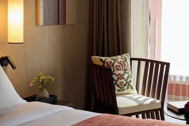 Room 30 of 160