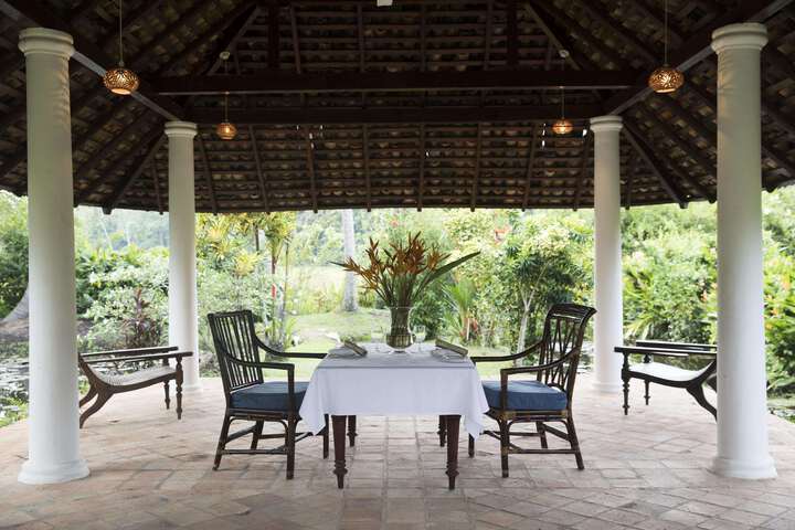 Dining 3 of 5