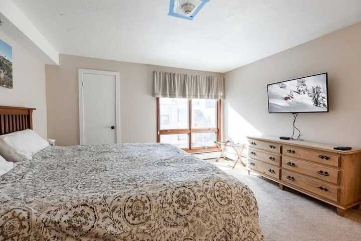 Room 2 of 14