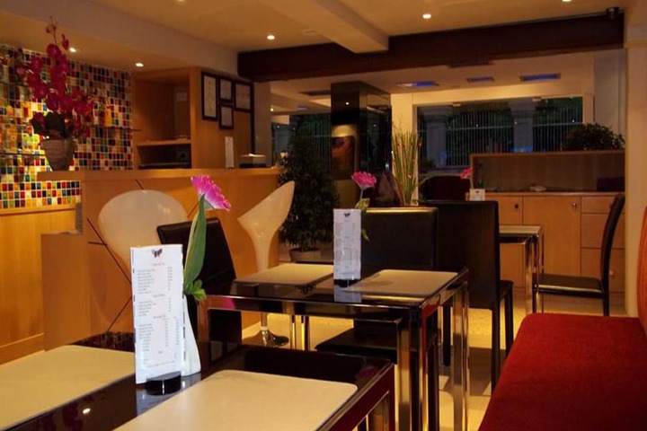 Dining Photos