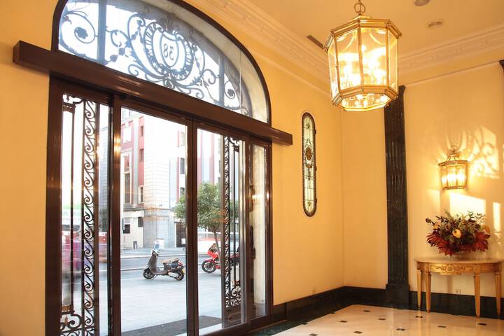 Hotel Lobby