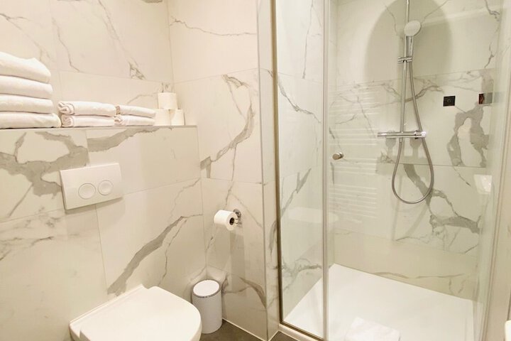 Bath Photo