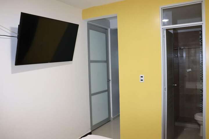 Room 9 of 23