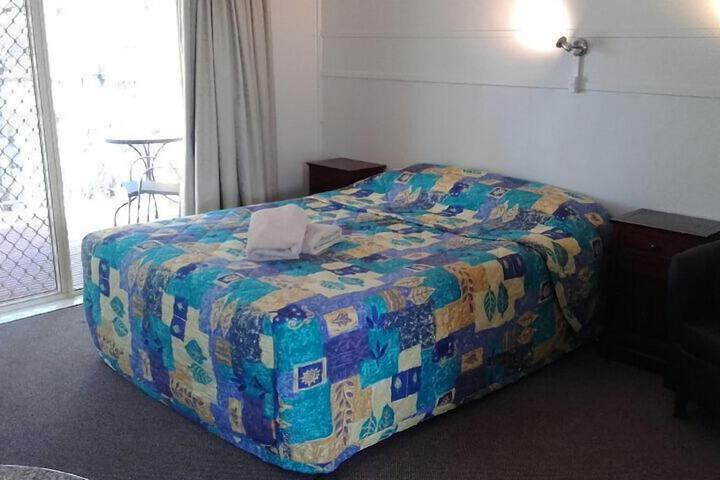 Room 11 of 26