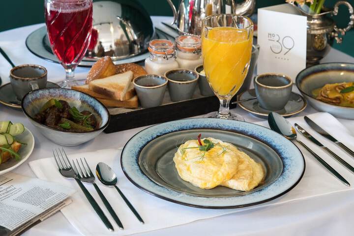Breakfast/Coffee Service 55 of 67