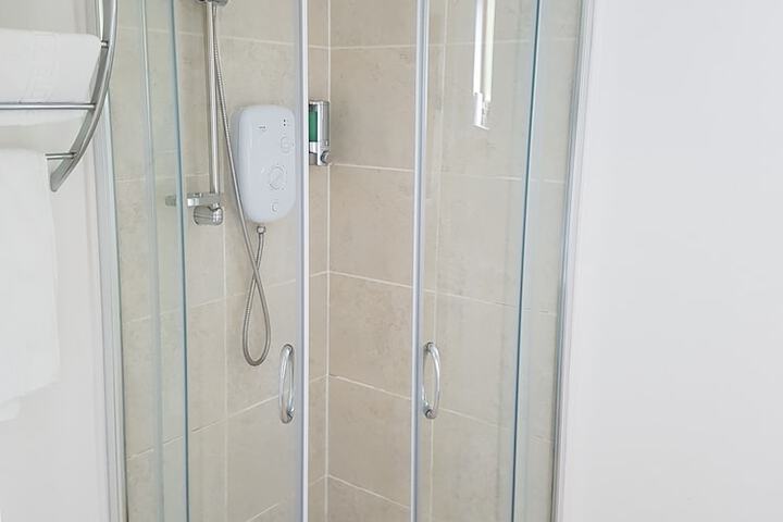 Room 65 of 108