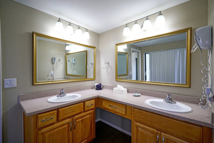 Room 45 of 59