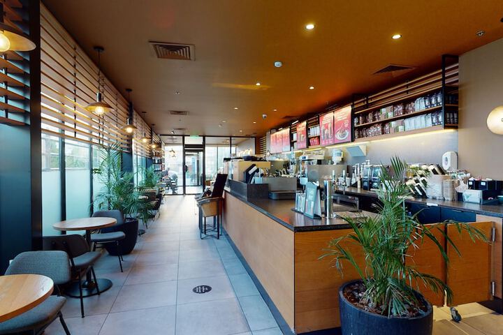 Coffee shop