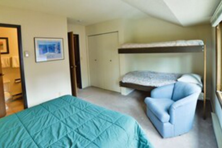 Room 109 of 129