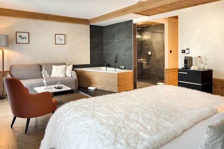 Room 10 of 64