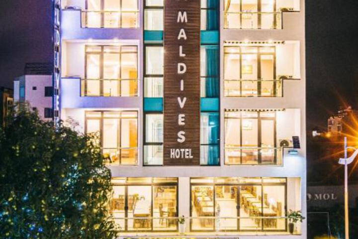 Khách sạn Maldives - FLC Lux City Sầm Sơn