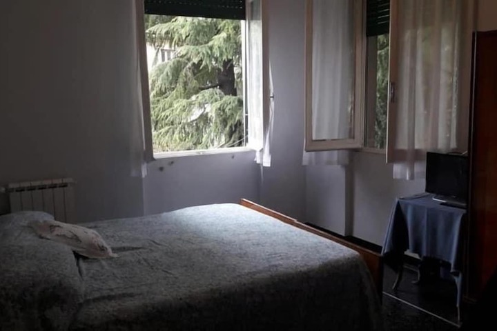 Room 10 of 40