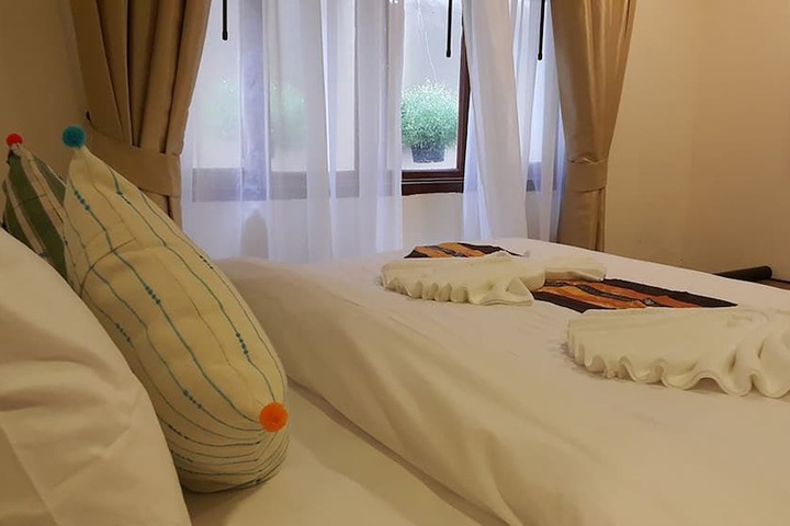 Room 10 of 84
