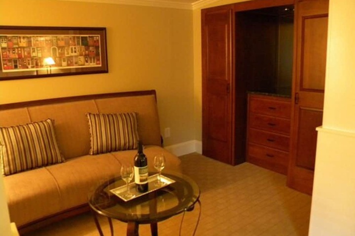Room 60 of 87