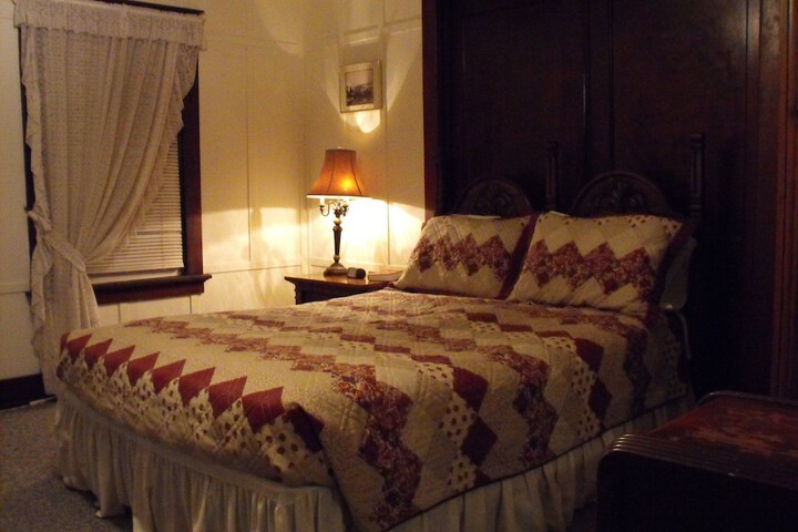 Room 5 of 36