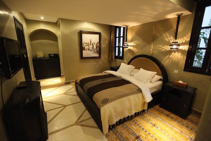 Room 15 of 130