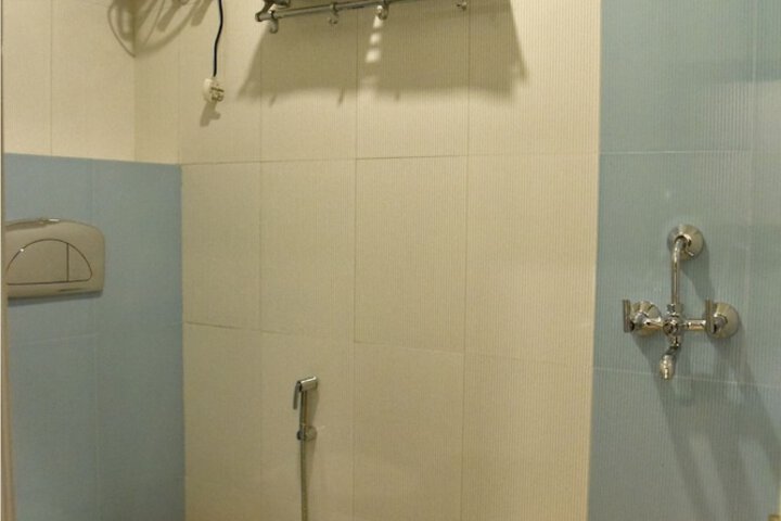 Room 15 of 22