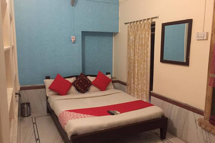 Room 15 of 47