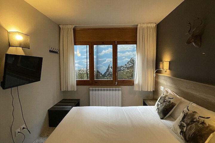 Room 21 of 48