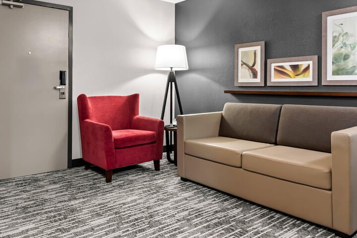 Room 22 of 49