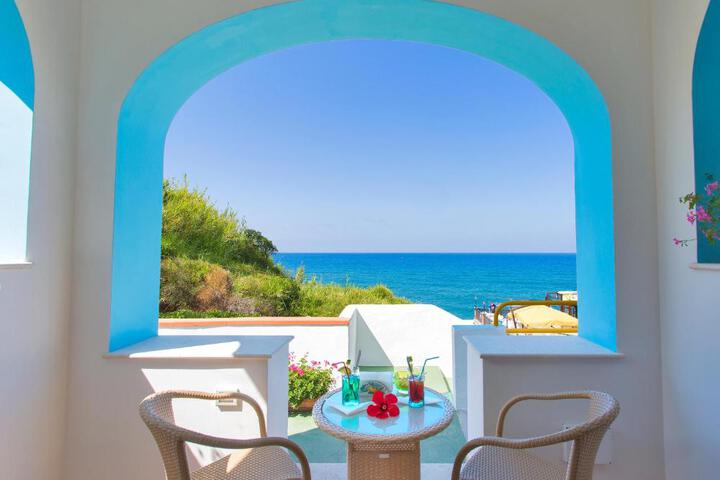 Hotel Cava DellIsola