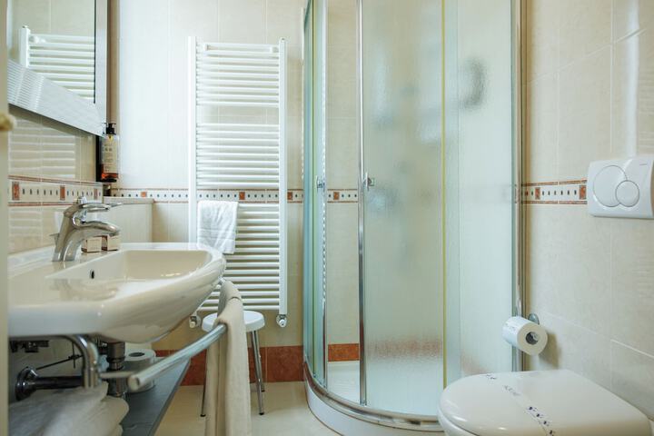 Bath Photo