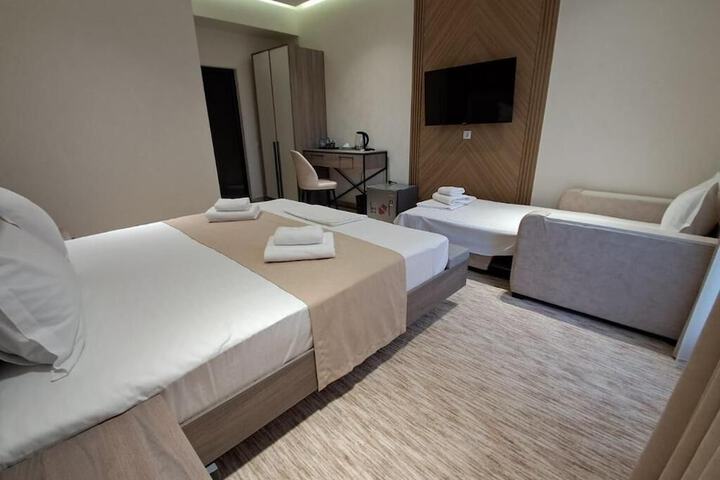 Room 46 of 60