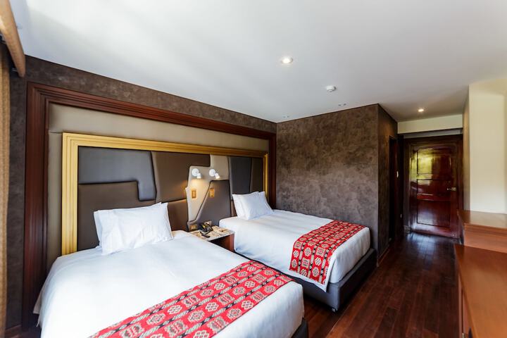 Room 21 of 46