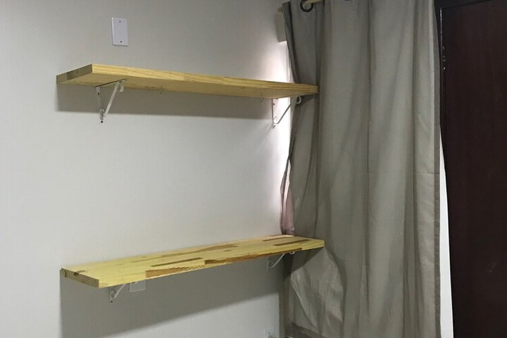 Room 10 of 60