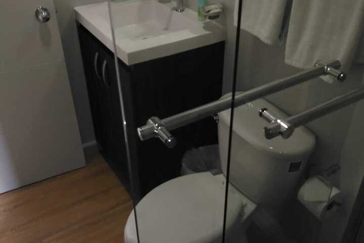 Room 8 of 36