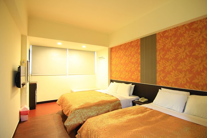 Room 19 of 49