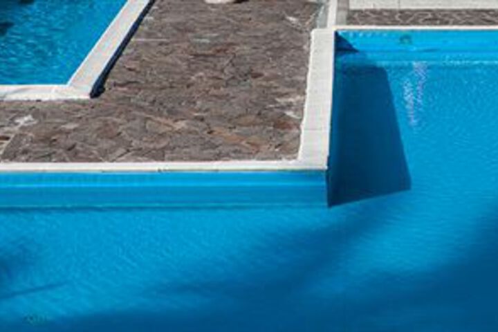 Pool 14 of 34