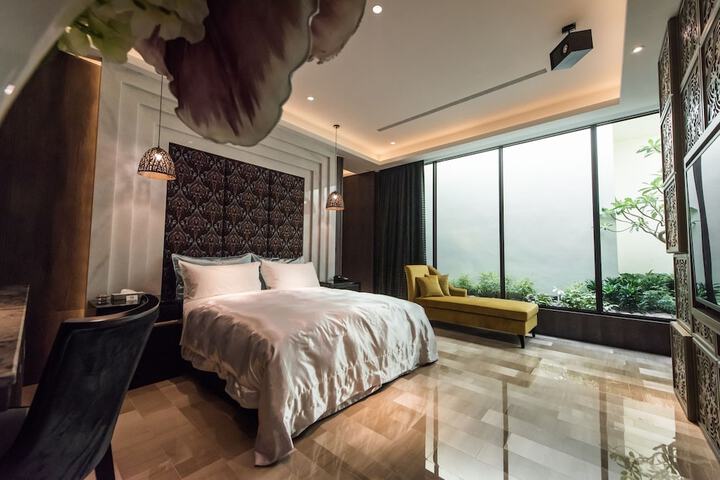 Room 5 of 59