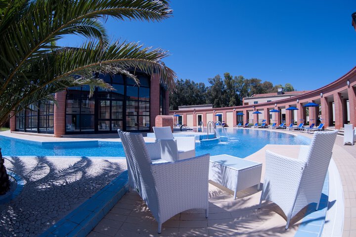 Pool 14 of 35
