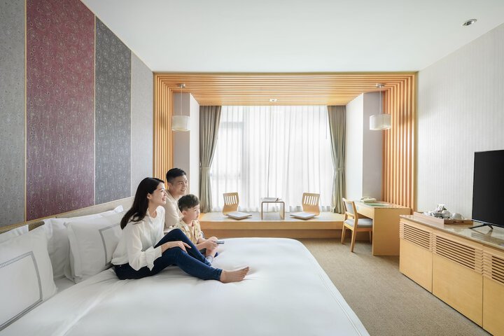 Room 14 of 78