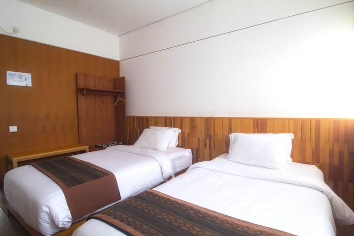 Room 4 of 56