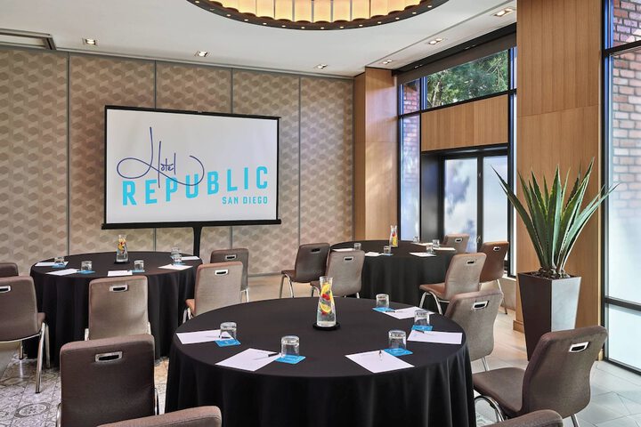 Meeting facility