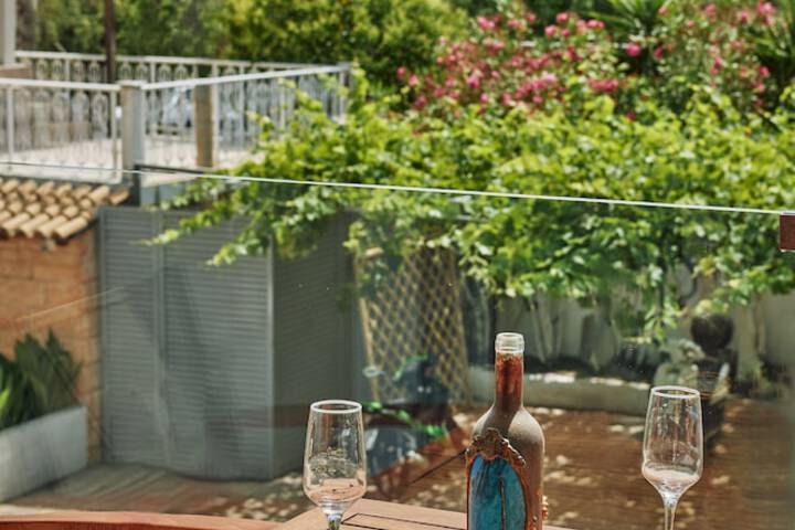 Terrace/Patio 159 of 161