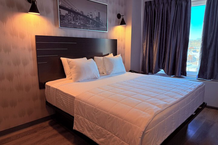 Room 9 of 22