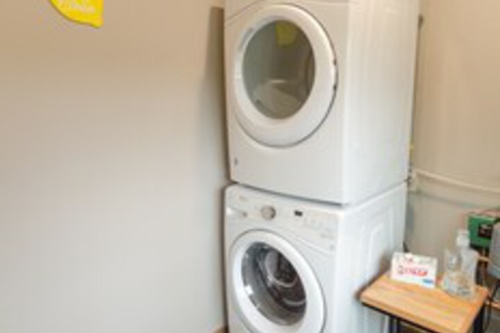 Laundry 40 of 106