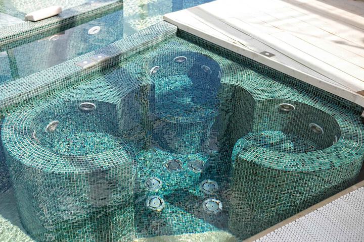 Pool 66 of 94