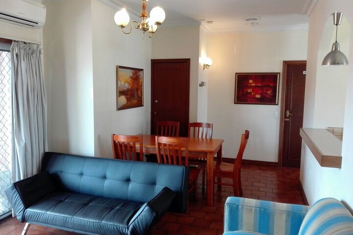 Room 16 of 38