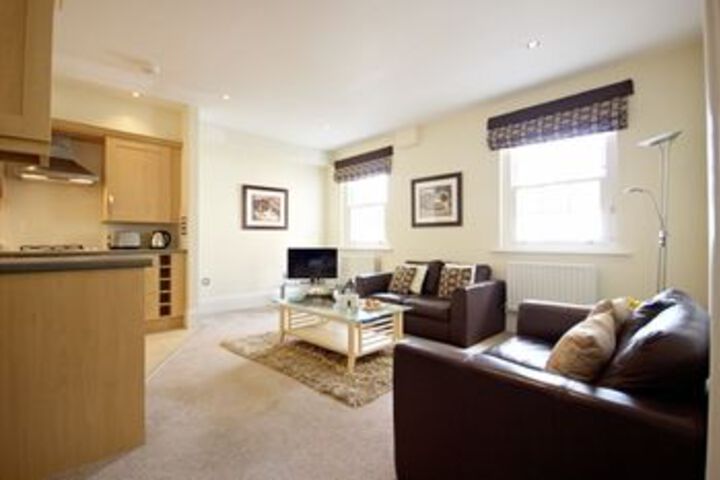 Room 21 of 27
