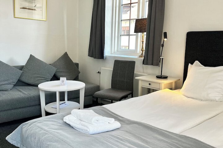 Room 14 of 57