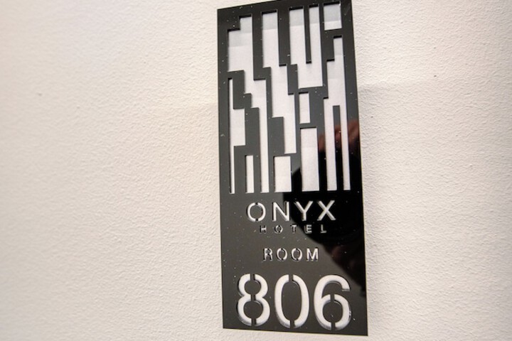 Room 33 of 150