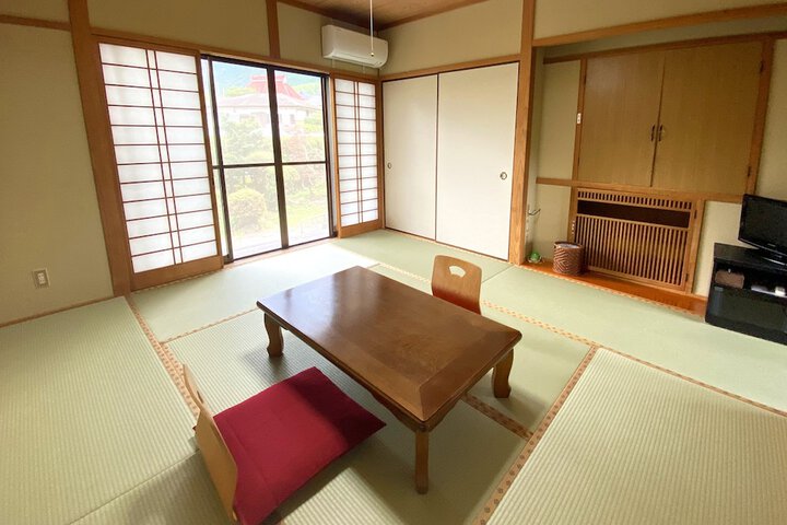 Room 21 of 76