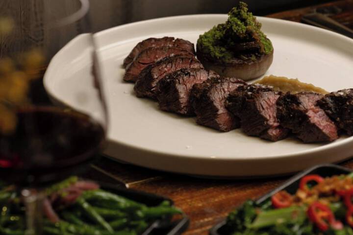 Dining 125 of 179